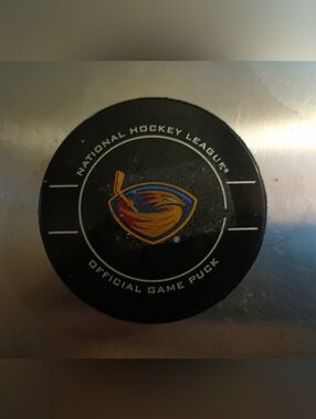 GAME PUCK - 2005-2009 ATLANTA THRASHERS NHL OFFICIAL - #4L_#2L